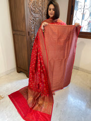 Red Designer Handwoven Kadwa Banarasi Suit Set in Pure Silk
