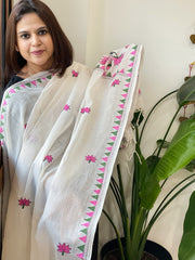 Off-White Handmade Kantha Dupatta in Pure Cotton