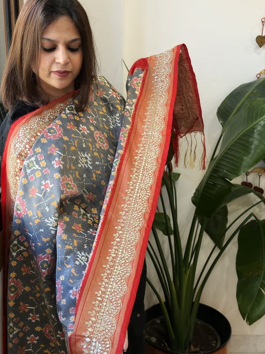 Grey Handwoven Ikat Patola with Gotapatti & Pearl Handwork dupatta in Pure Silk