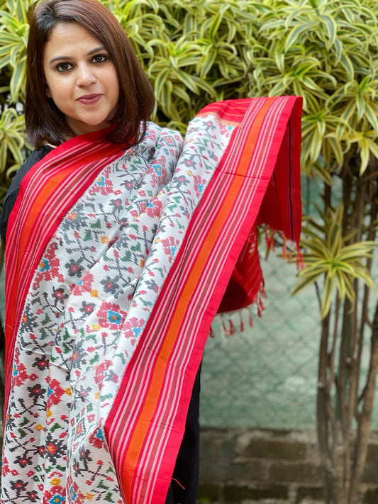 White Handwoven Ikat Patola Dupatta in Pure Silk