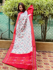 White Handwoven Ikat Patola Dupatta in Pure Silk