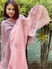 Pink Organza dupatta with Kantha Stitch Handwork