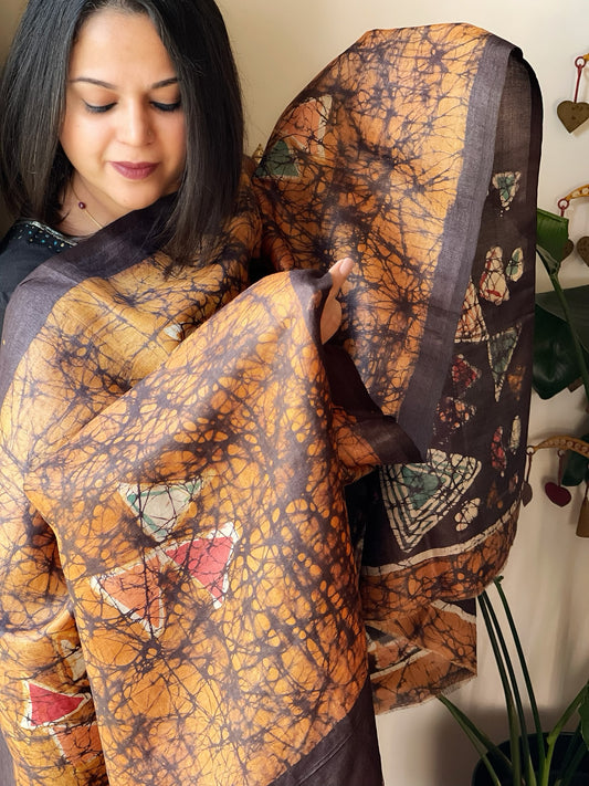 Handpainted Dupatta in Tussar Silk