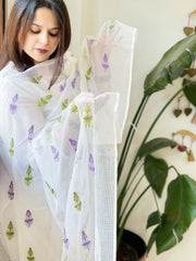 White Kota Cotton Dupatta with Thread Embroidery