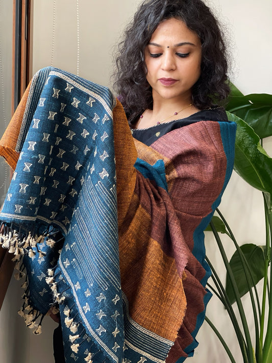 Handwoven Bhujodi Shawl in Pure Tussar and Wool