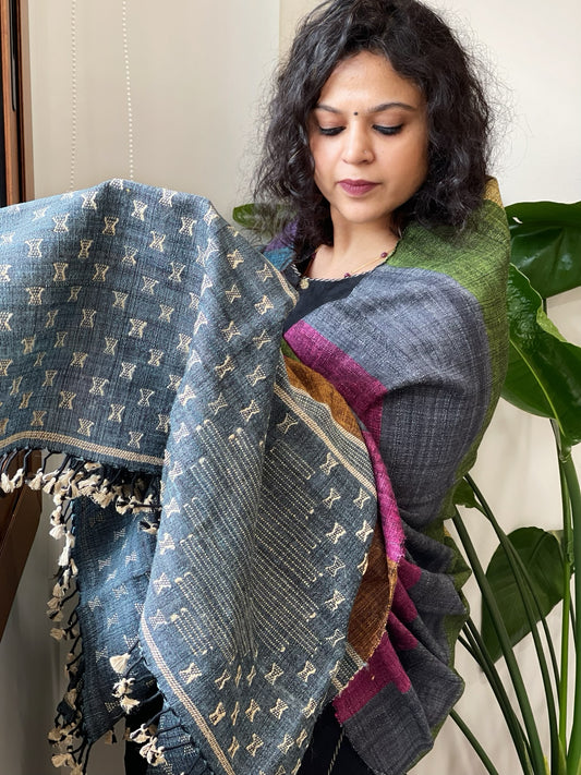 Handwoven Bhujodi Shawl in Pure Tussar and Wool