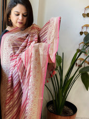 Mauve, Pink Handwoven Banarasi Rangkhat Dupatta in Pure Georgette