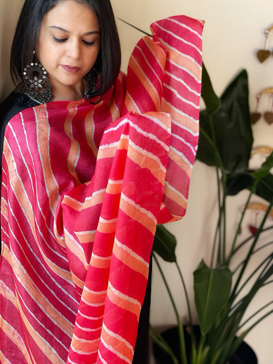 Peach, Coral Red Tussar Silk Leheriya Dupatta