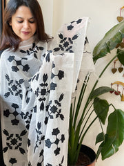 White Applique handwork Dupatta in Mul Chanderi