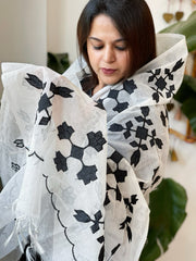 White Applique handwork Dupatta in Mul Chanderi