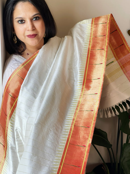 Off-White Handwoven Paithani Dupatta in Pure Silk