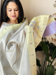 Lavender Handwoven Paithani Dupatta in Pure Silk