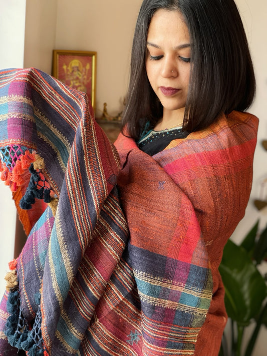 Handwoven Bhujodi Shawl in Pure Tussar and Wool