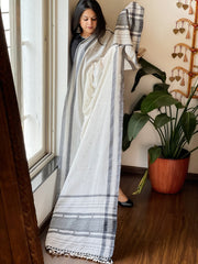 White Handwoven Bhujodi Dupatta with Thread Handwork in Cotton