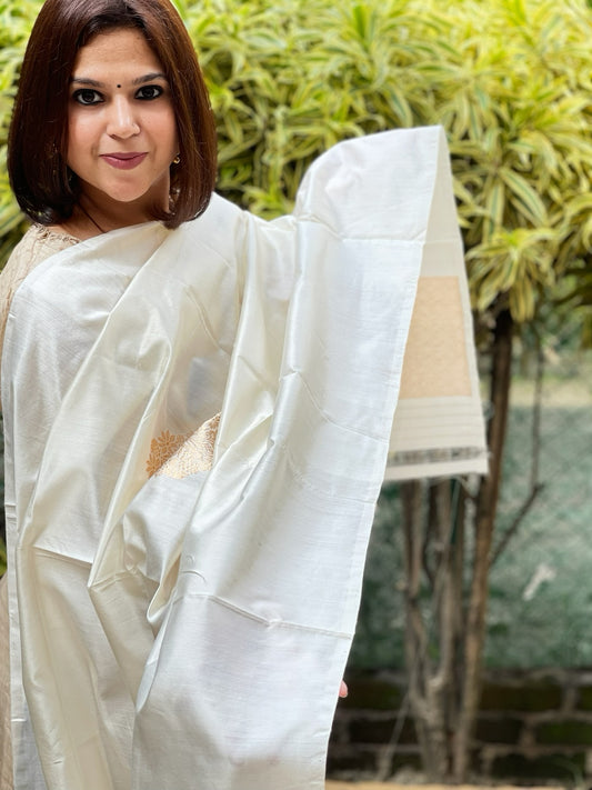 Ivory Handwoven Banarasi Dupatta in Pure Silk