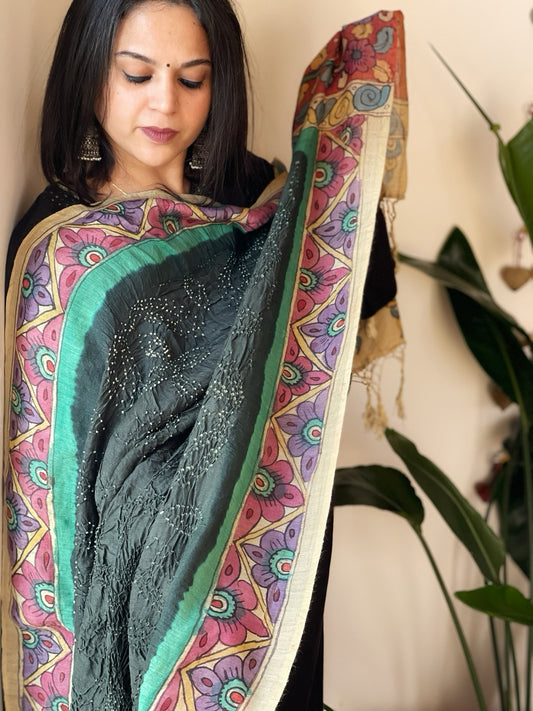 Deep Green Rai Bandhej Dupatta with Handpainted Kalamkari Pallu in Pure Muga Silk