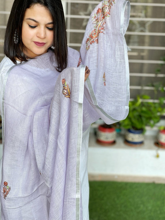 Sozni Hand Embroidery Dupatta in Pure Linen