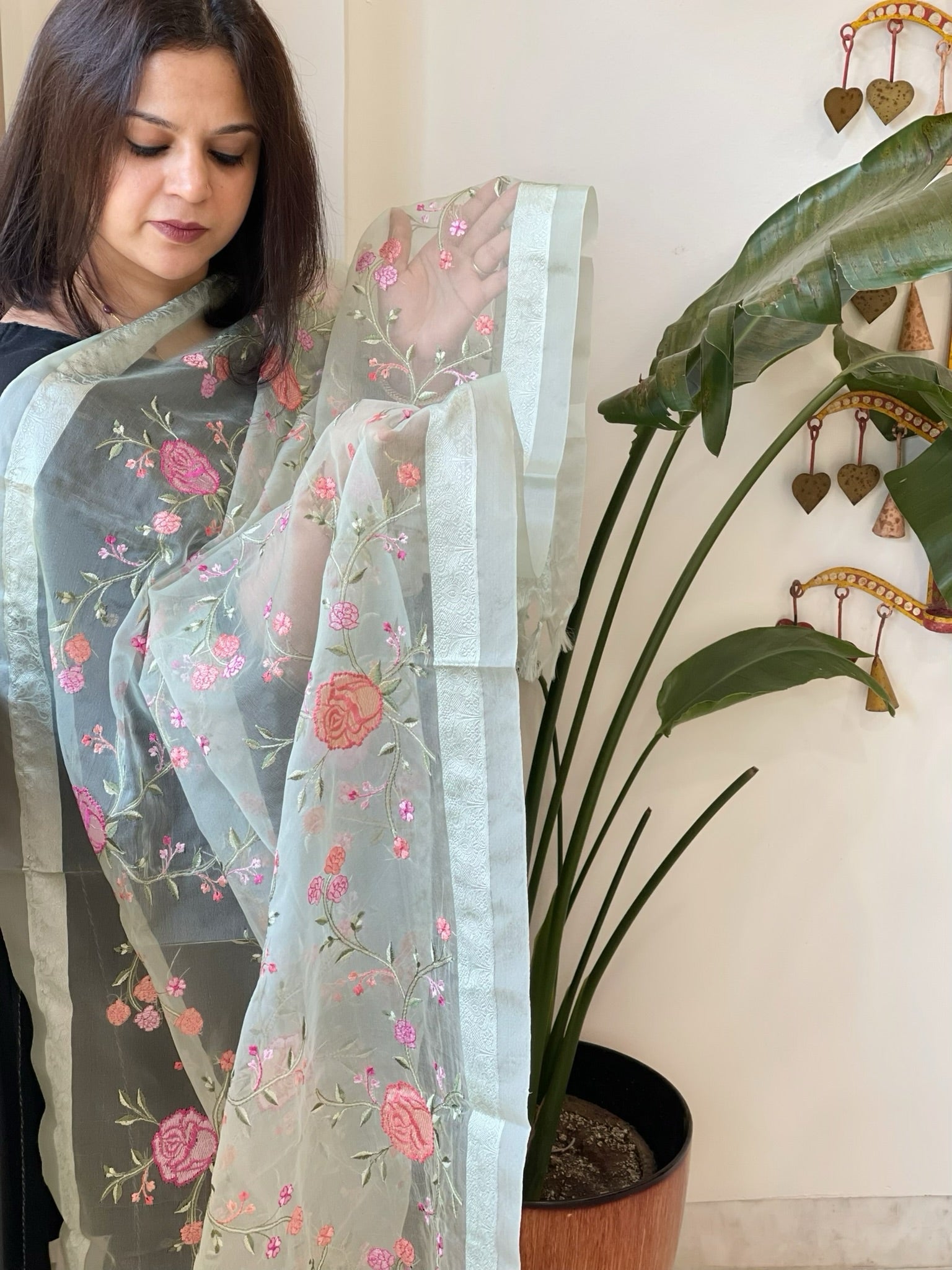 Aqua Green Organza Dupatta with Thread Embroidery - Masakalee