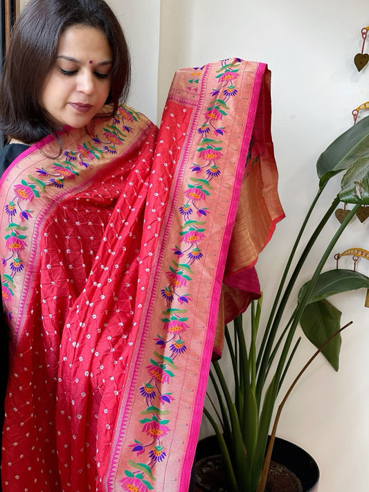 Bandhani with Woven Paithani Dupatta in Fine Blended Silk - Masakalee