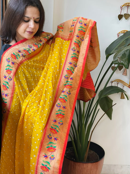 Bandhani with Woven Paithani Dupatta in Fine Blended Silk - Masakalee