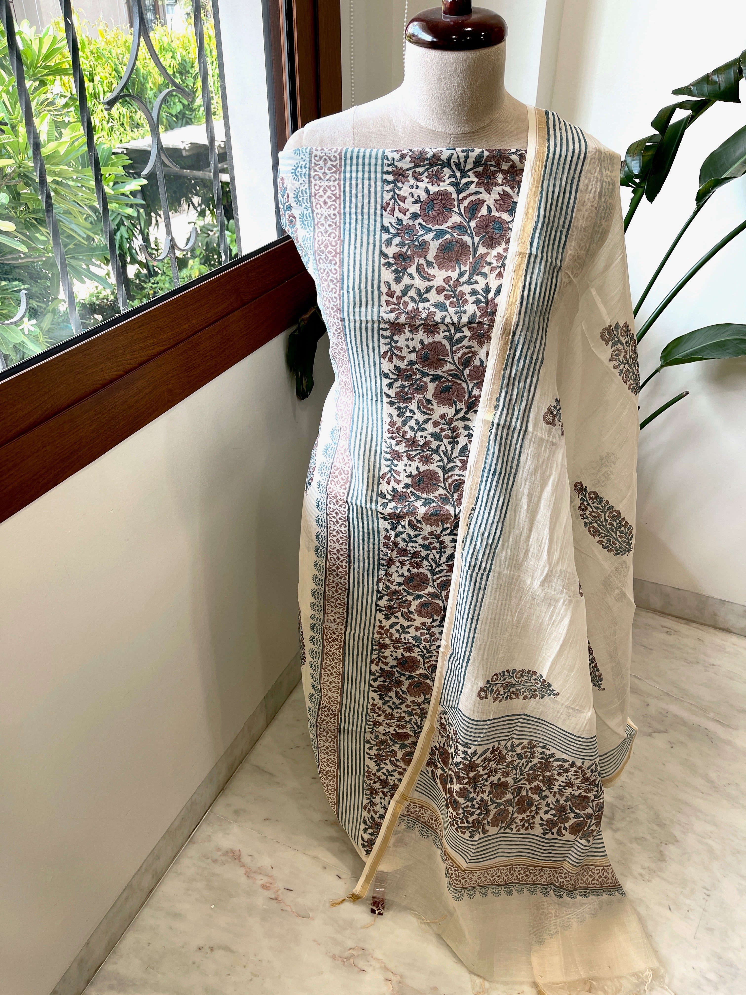 Beige Handblock Printed Suit Set in Mul Cotton - Masakalee