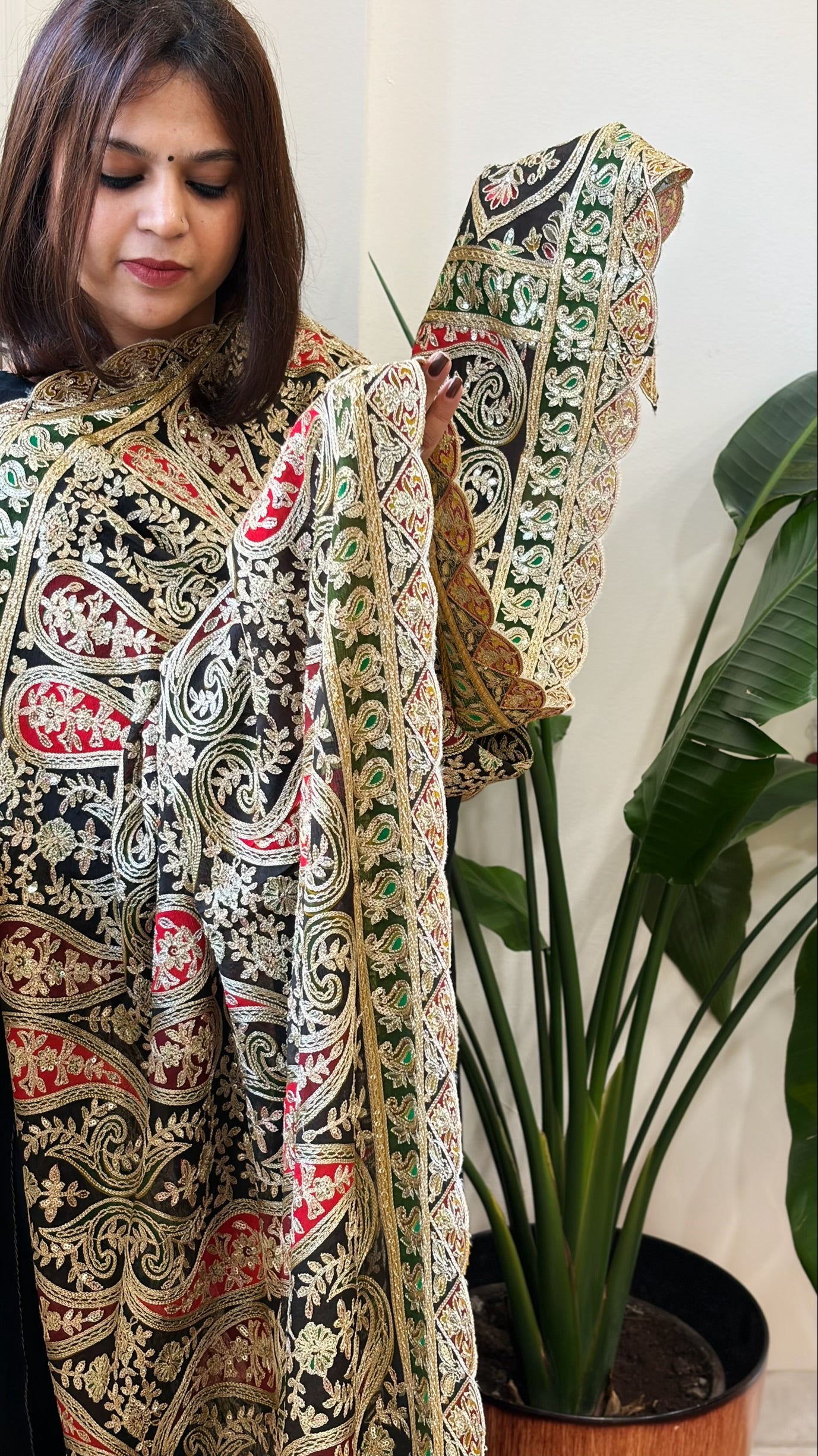 Black Chinon Dupatta with Aari Embroidery - Masakalee