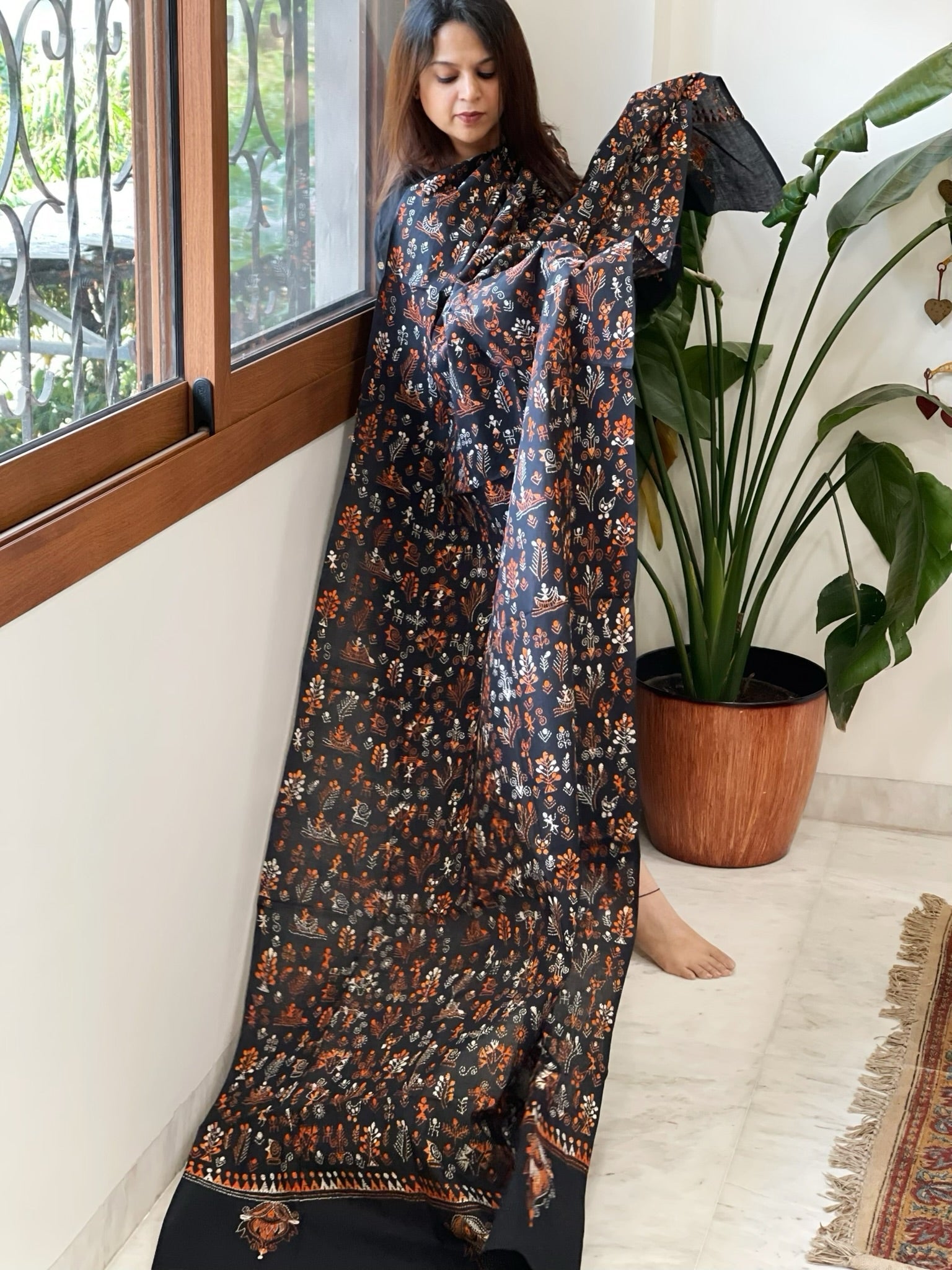 Black Handmade Kantha Dupatta in Pure Cotton - Masakalee