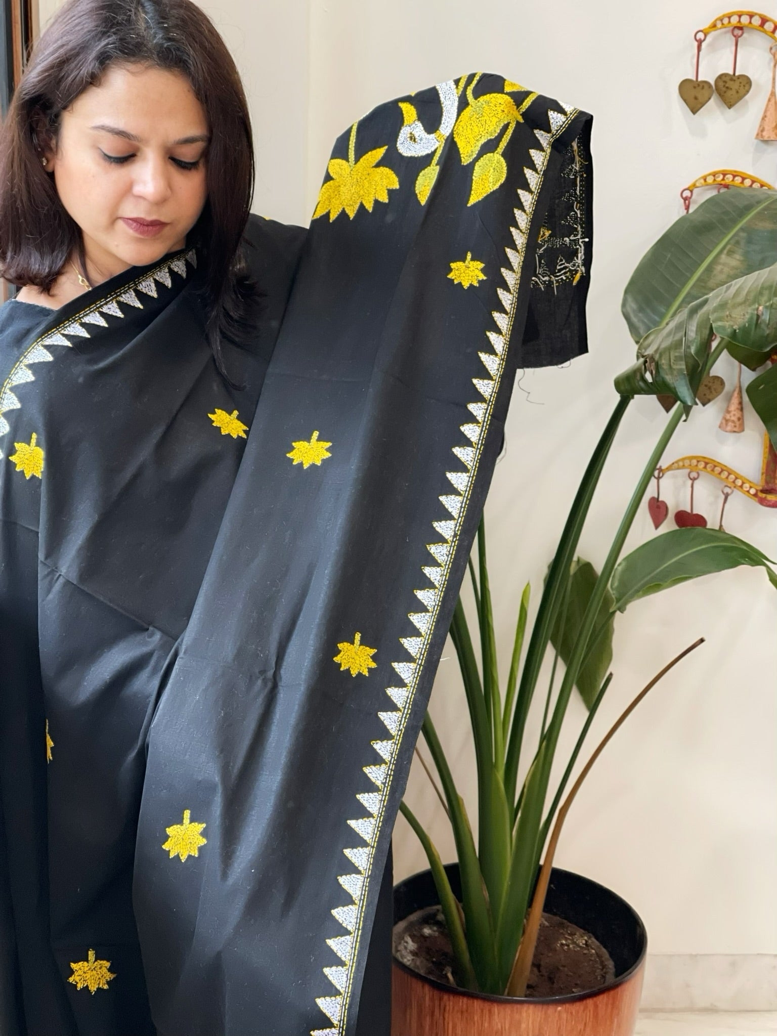 Black Handmade Kantha Dupatta in Pure Cotton - Masakalee