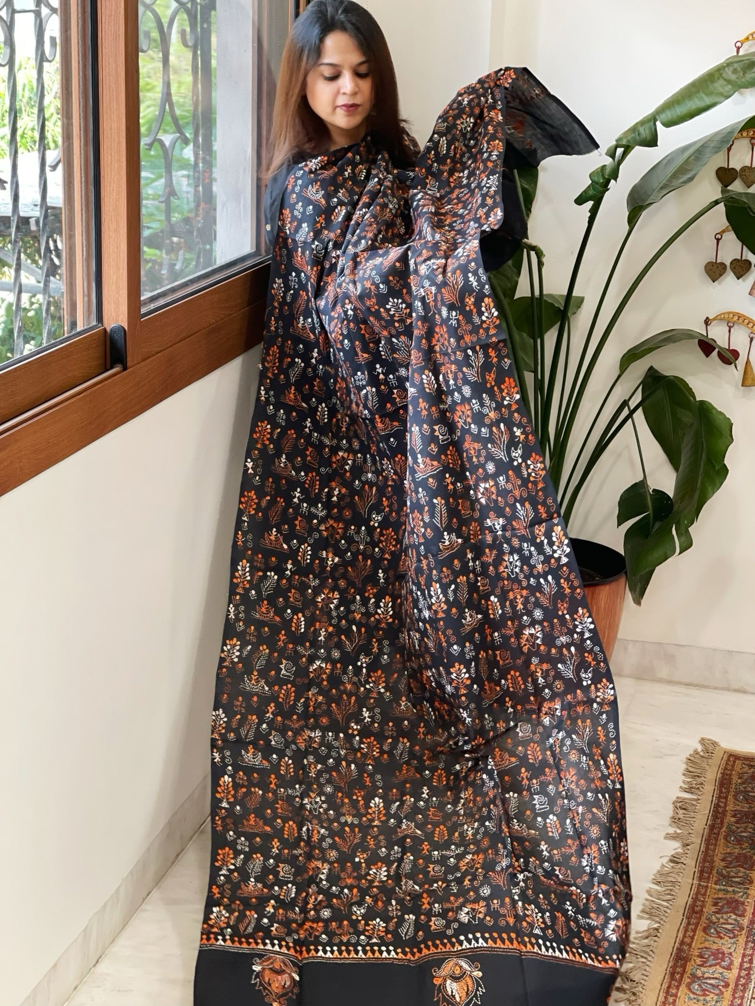 Black Handmade Kantha Dupatta in Pure Cotton - Masakalee