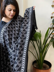 Black Handmade Kantha Dupatta in Silk - Masakalee