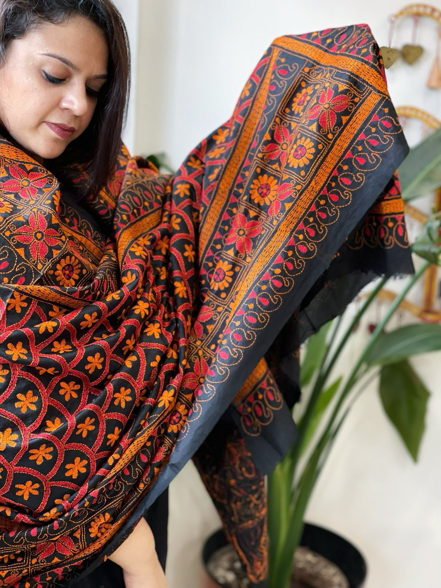 Black Handmade Nakshi Kantha Dupatta in Pure Silk - Masakalee