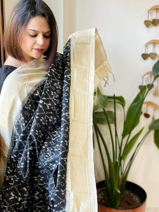 Black Handwoven Ikat Dupatta in Pure Silk - Masakalee