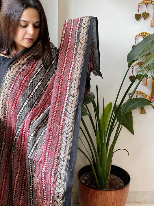Black, Red Handmade Kantha Dupatta in Silk - Masakalee