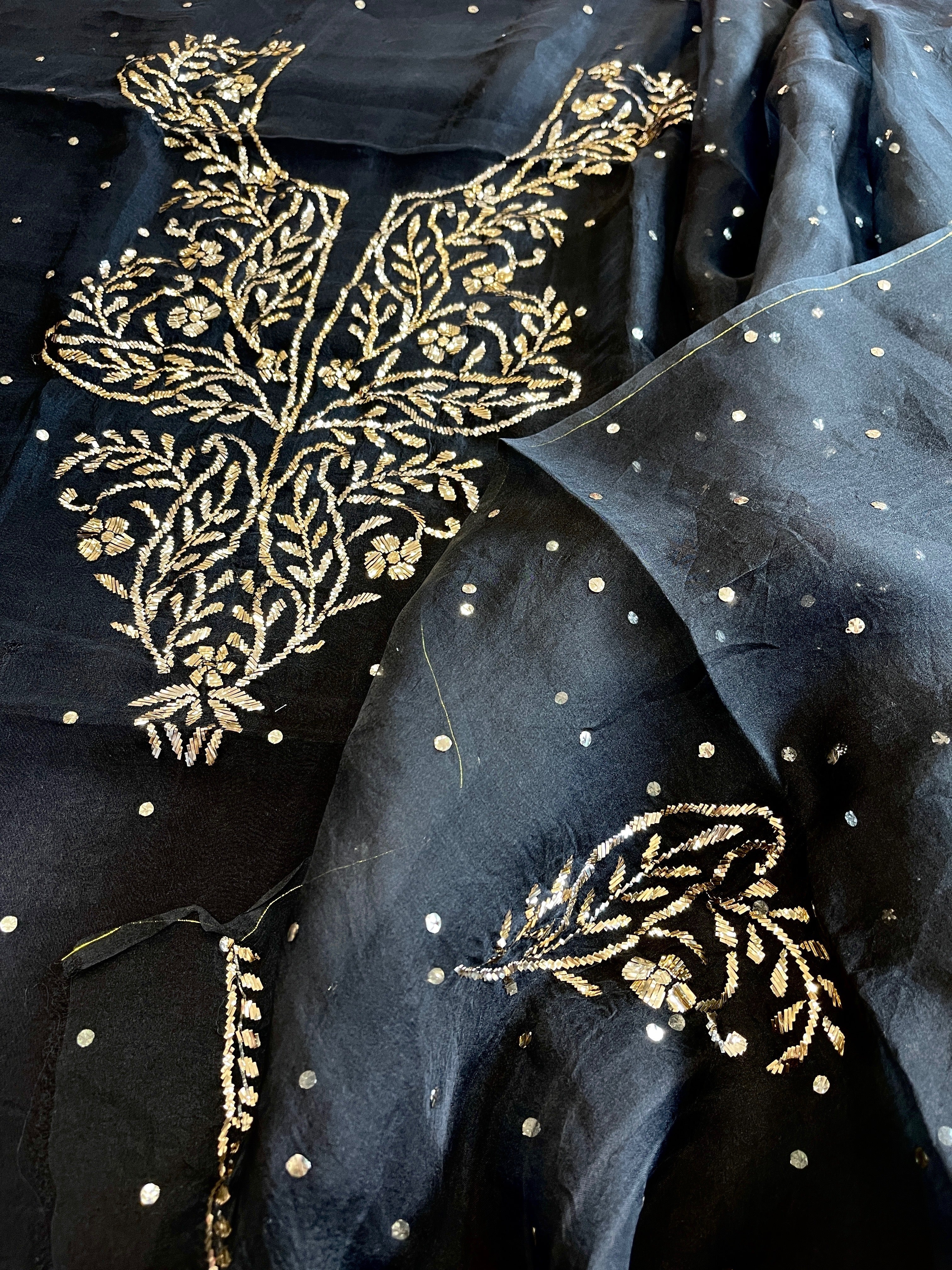 Black Suit Set with Mukaish Badla Handwork in Pure Organza - Masakalee
