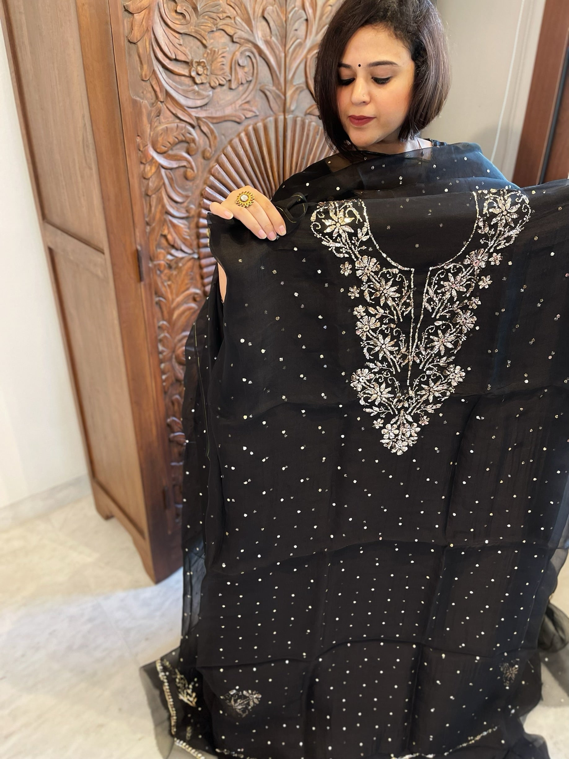 Black Suit Set with Mukaish Badla Handwork in Pure Organza - Masakalee