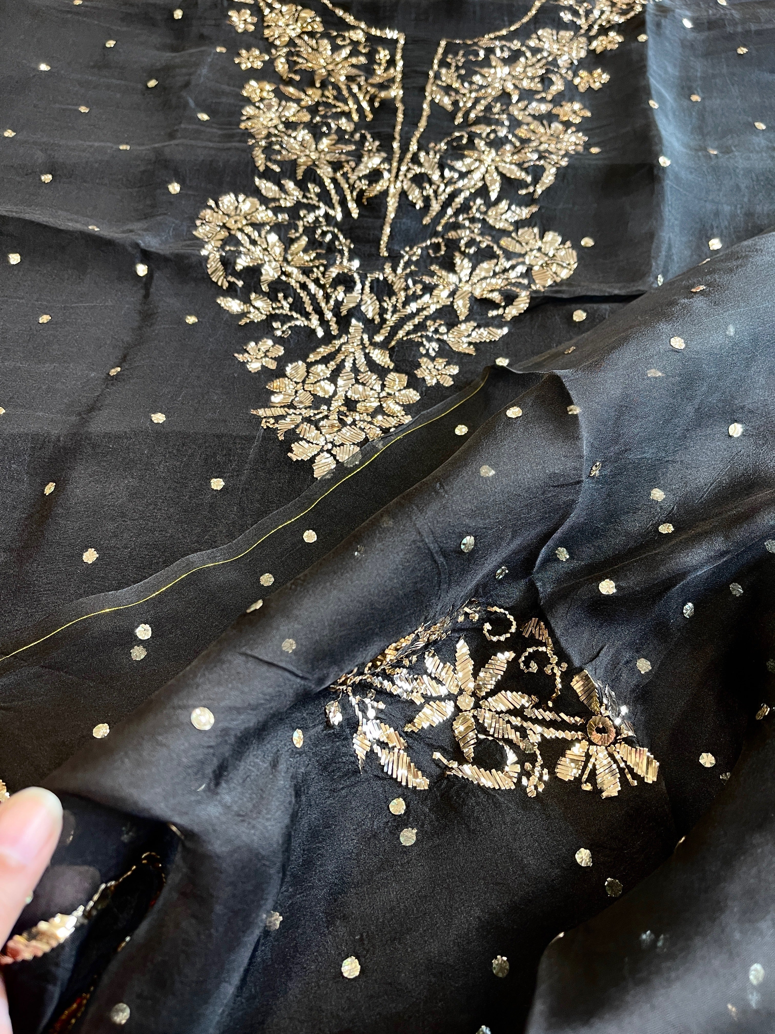 Black Suit Set with Mukaish Badla Handwork in Pure Organza - Masakalee
