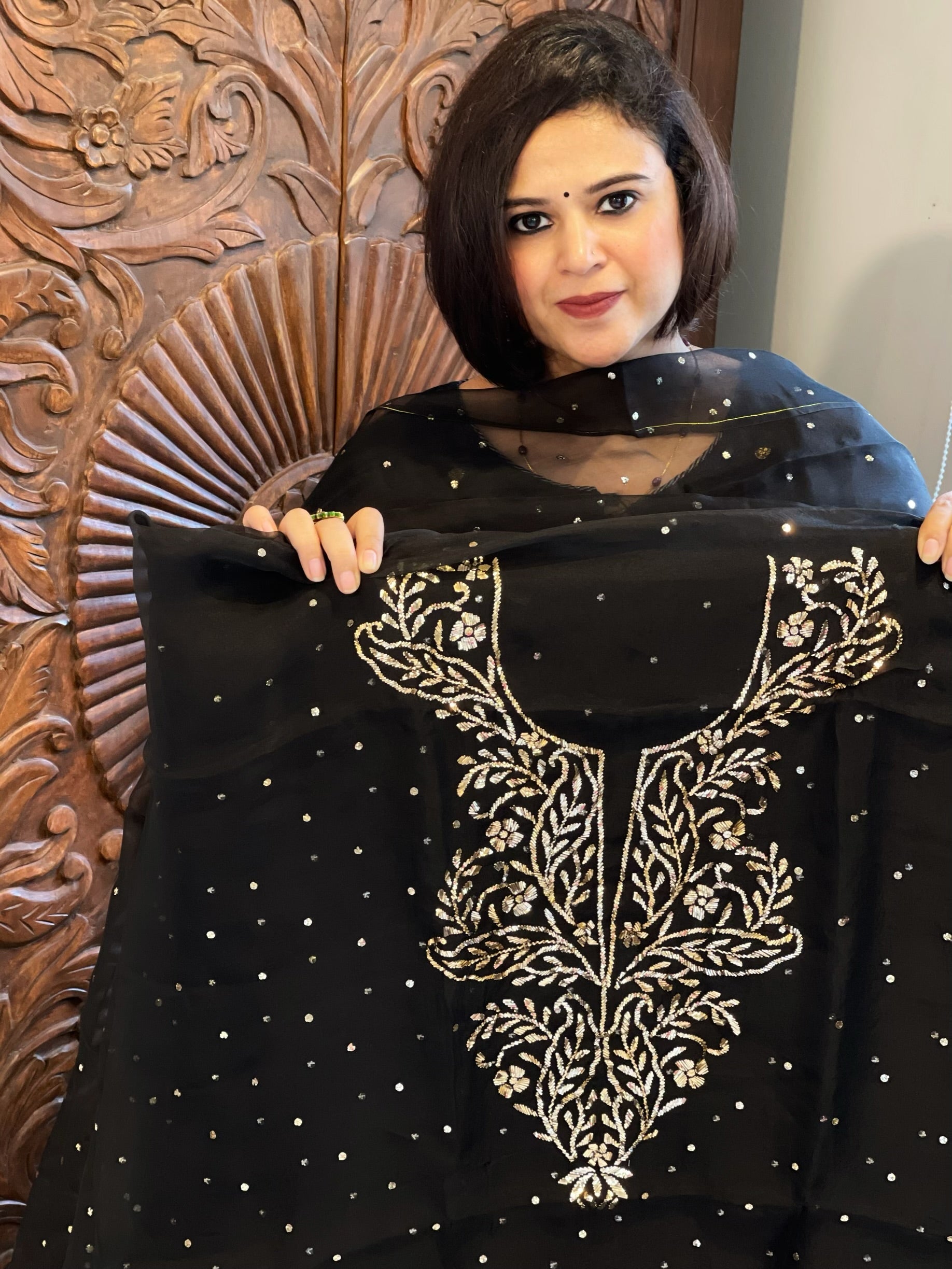 Black Suit Set with Mukaish Badla Handwork in Pure Organza - Masakalee