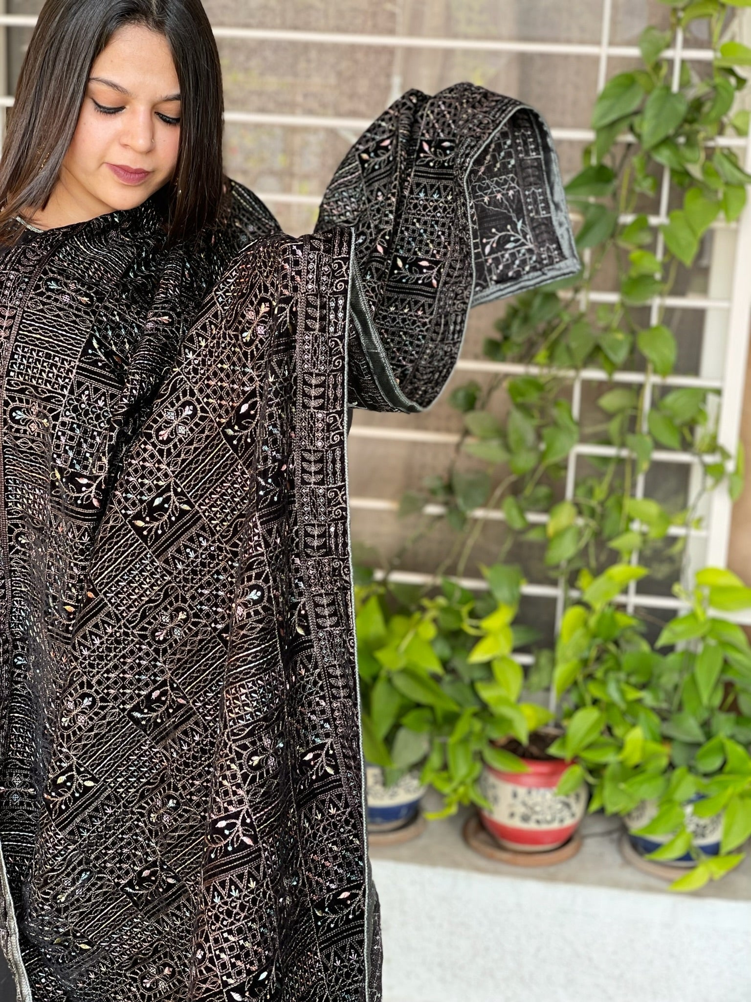 Black Velvet Dupatta with Thread Embroidery - Masakalee