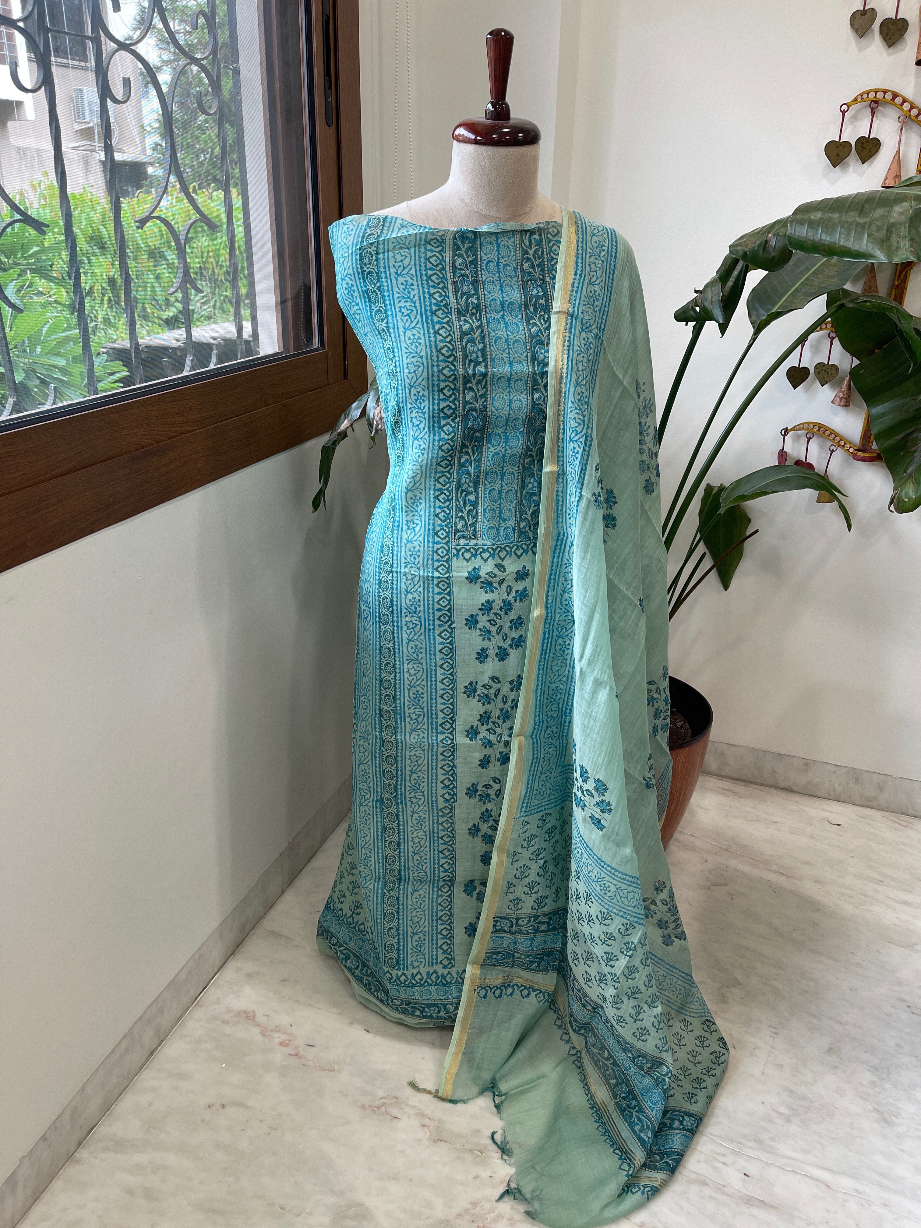 Blue Handblock Printed Suit Set in Mul Cotton - Masakalee