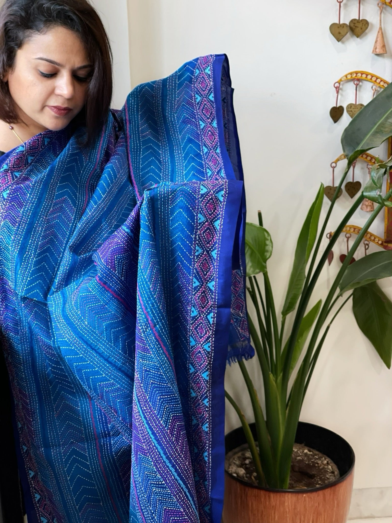 Blue Handmade Kantha Dupatta in Silk - Masakalee