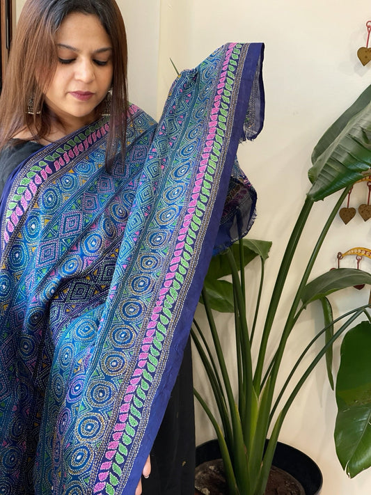 Blue Handmade Kantha Dupatta in Silk - Masakalee