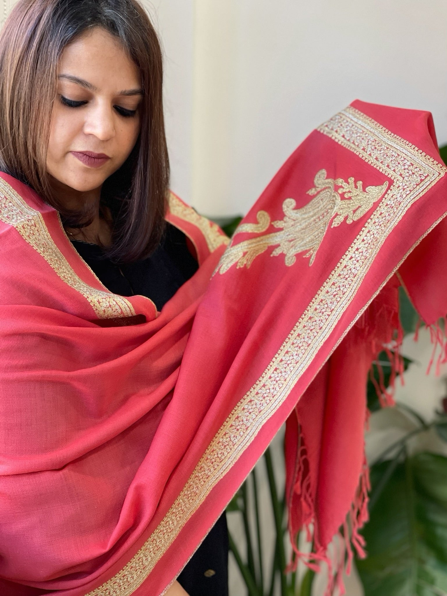Carrot Pink Woven Pashmina Stole with Aari Embroidery - Masakalee