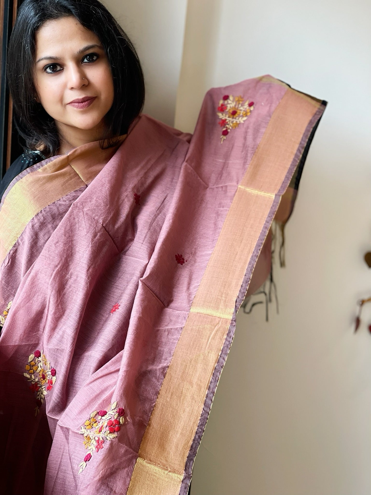 Chanderi Silk Dupatta with Ikat Pallu, Kantha Stitch and Knot Handwork - Masakalee
