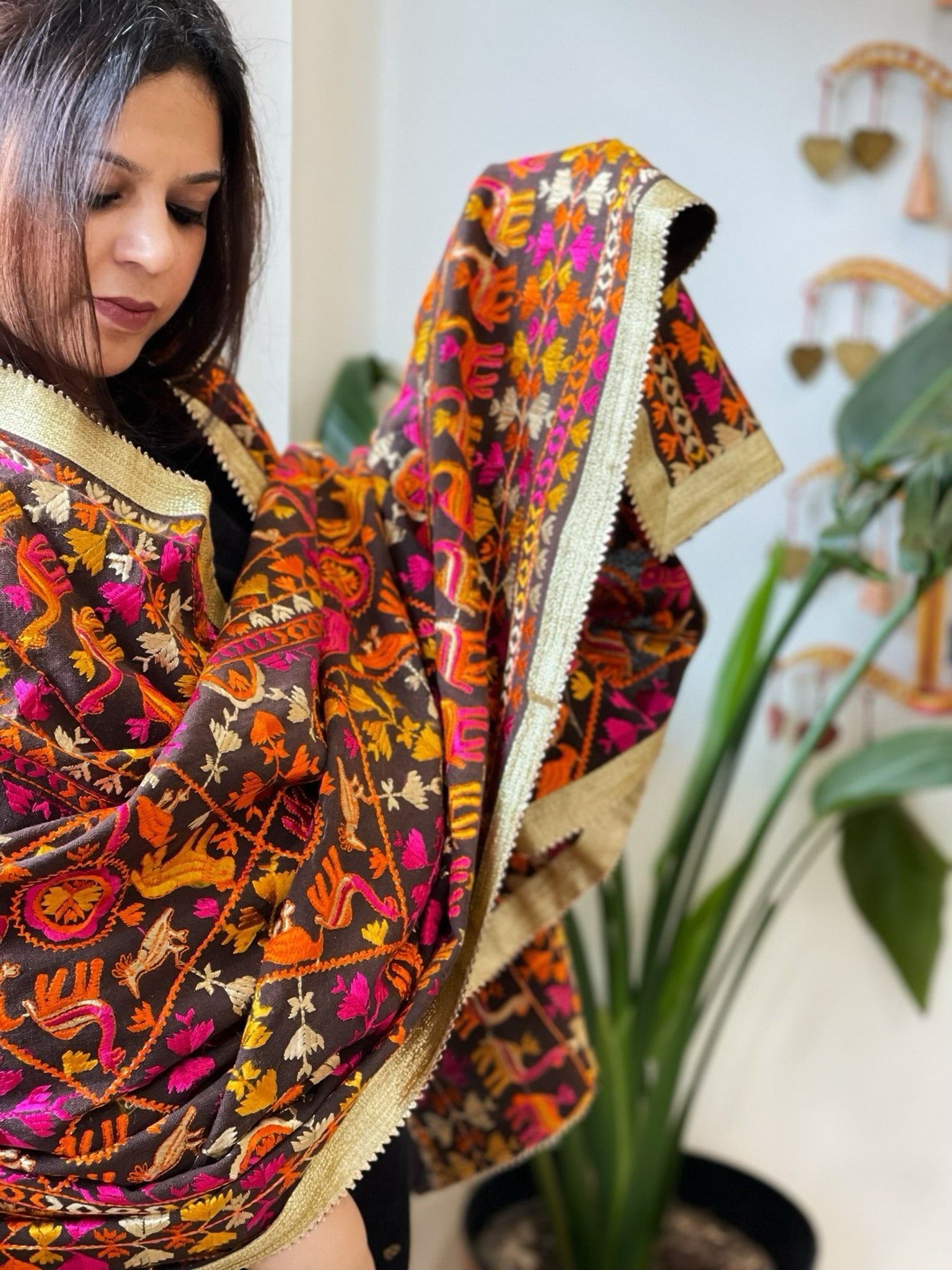 Cola Brown Designer Phulkari Dupatta in Khaddar Cotton - Masakalee