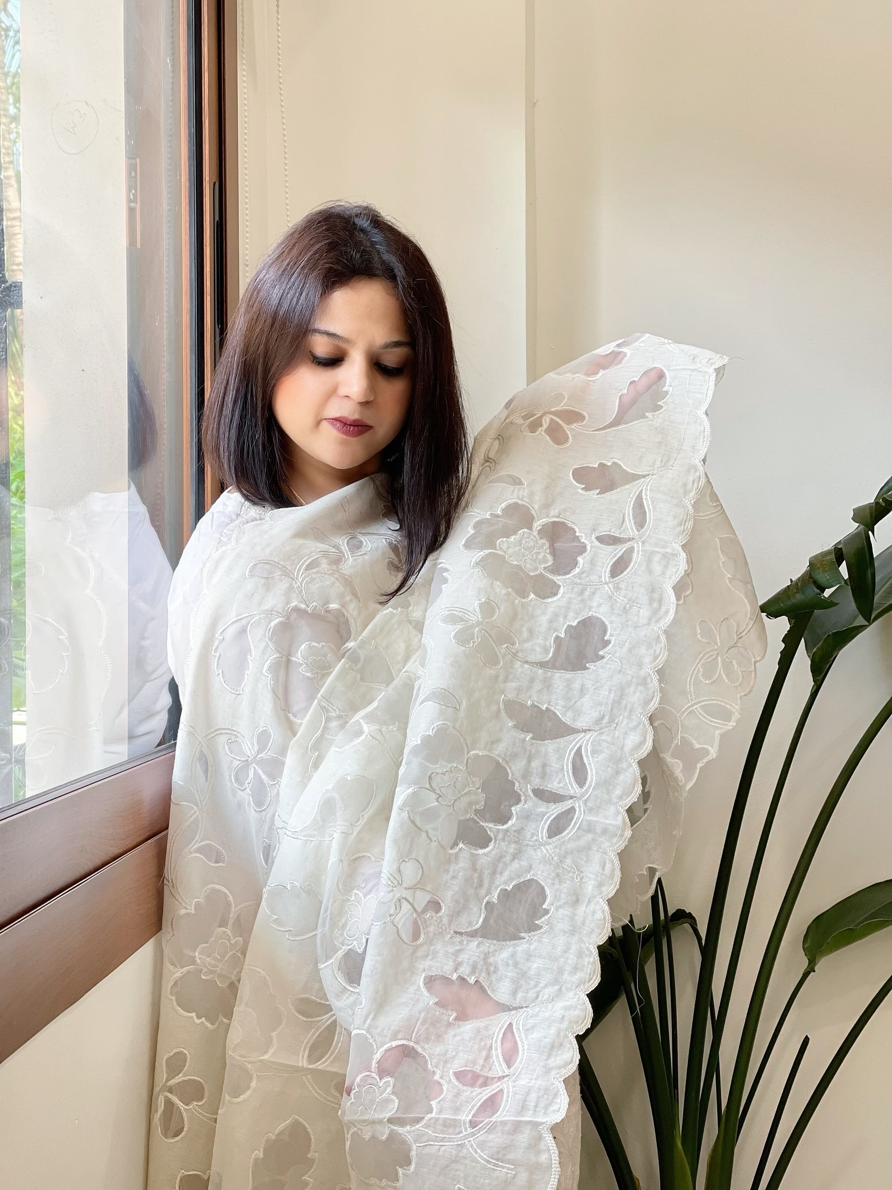 Cream Chanderi Dupatta with Jaal Cut Work - Masakalee