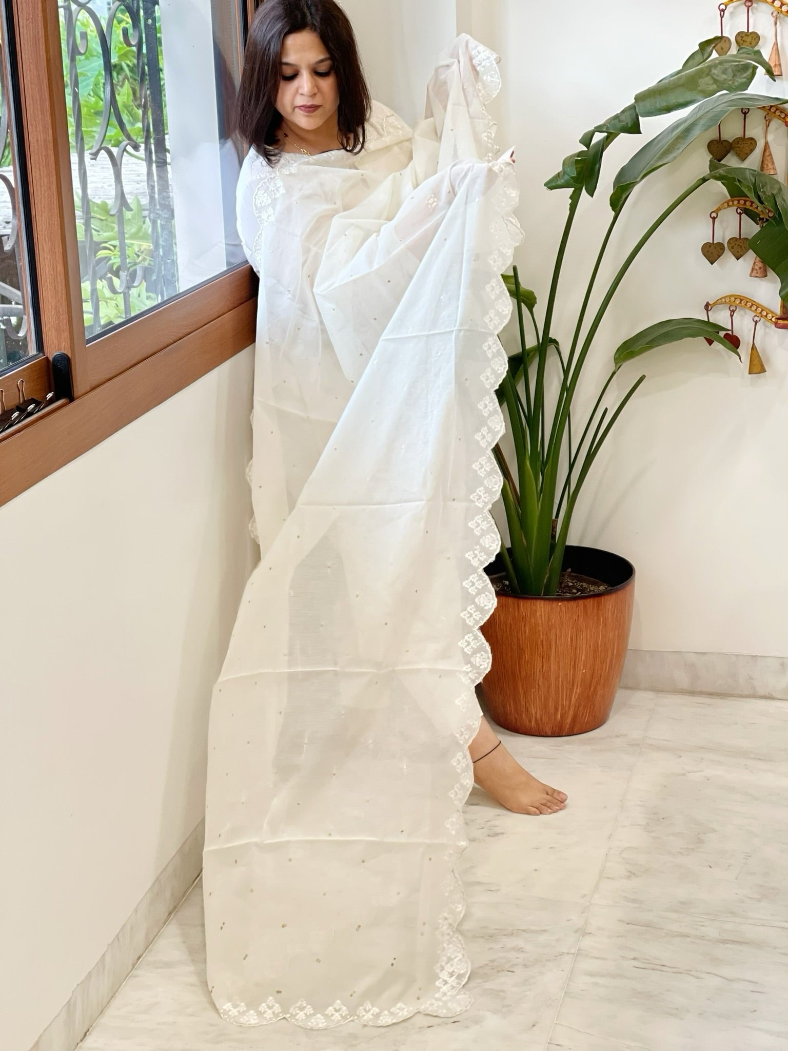 Cream Chanderi Dupatta with Thread Embroidery - Masakalee