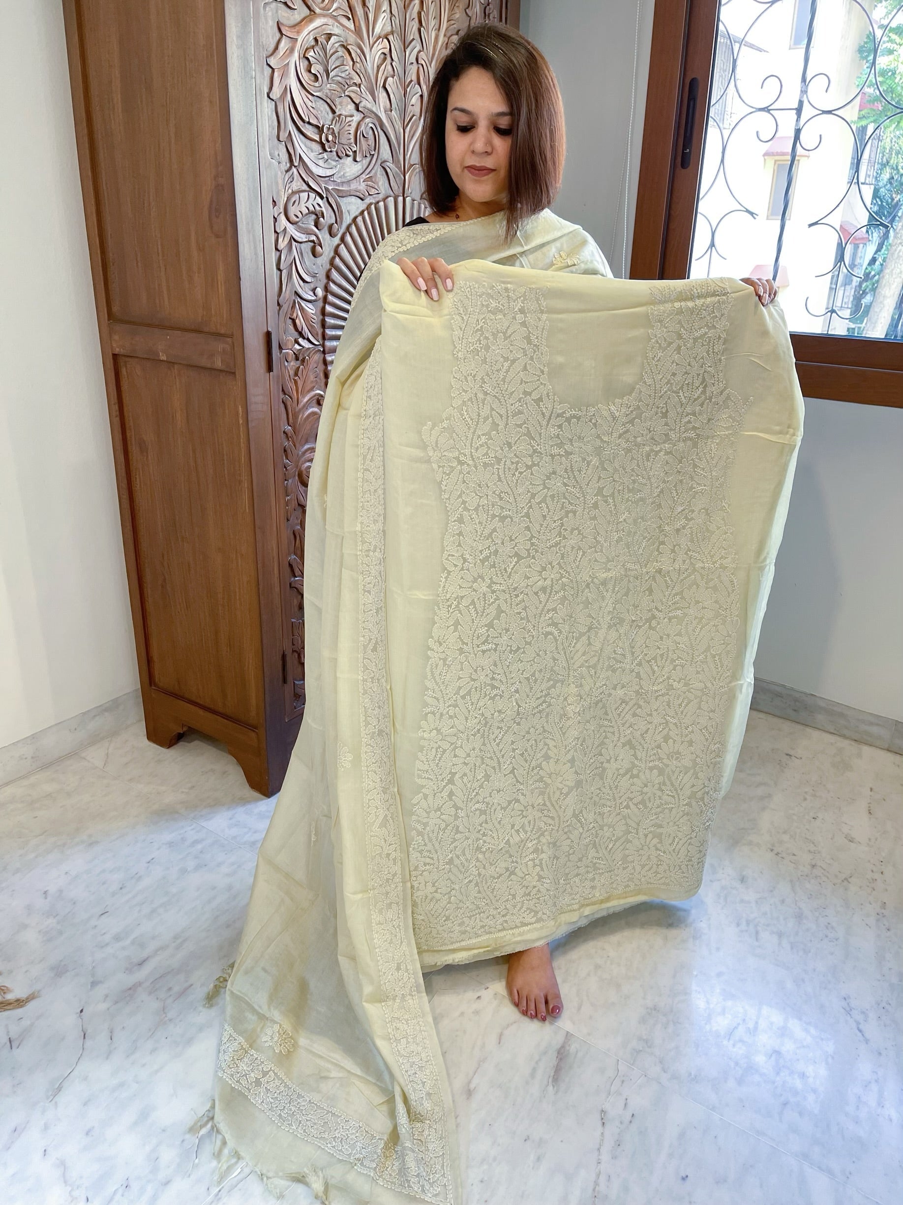 Cream Suit Set with Lucknowi Handwork in Pure Tussar Silk - Masakalee