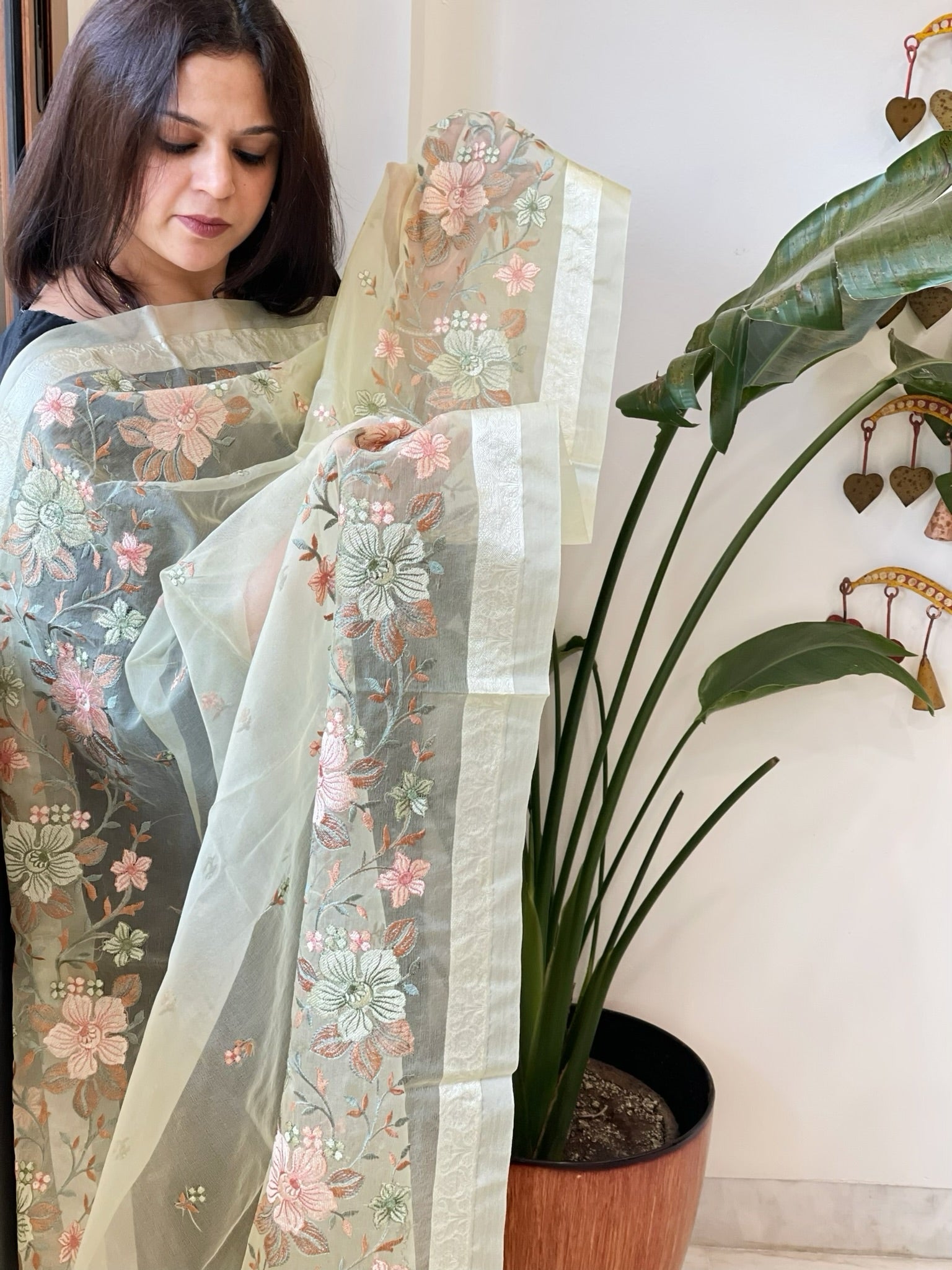 Cream with Lime Tinge Organza Dupatta with Thread Embroidery - Masakalee