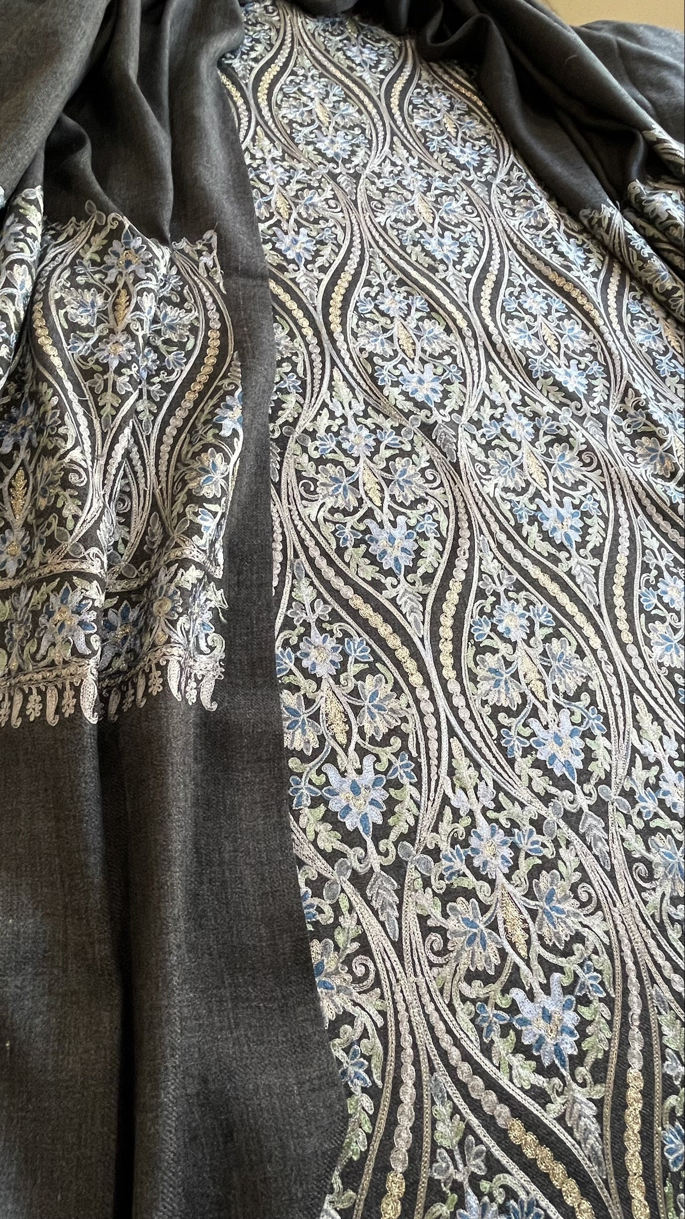 Dark Grey Winter Suit Set with Aari Work in Pashmina Wool - Masakalee