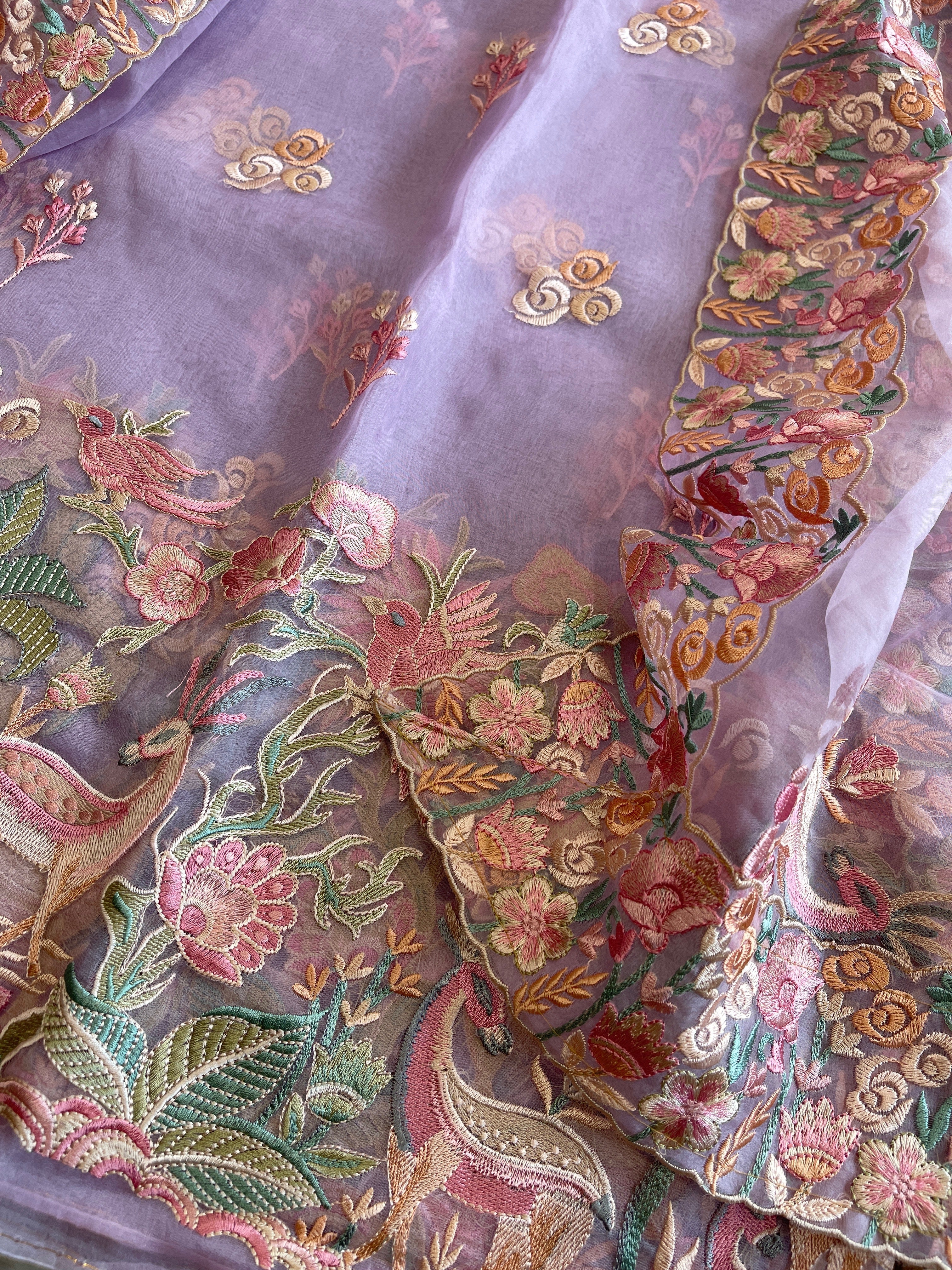 Dupatta Set (Kurta+Dupatta) with Thread Embroidery in Pure Organza - Masakalee